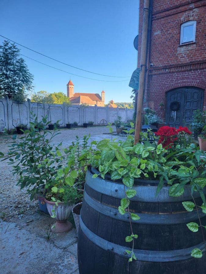 Krzywa Apartamenty Lidzbark Warminski Luaran gambar