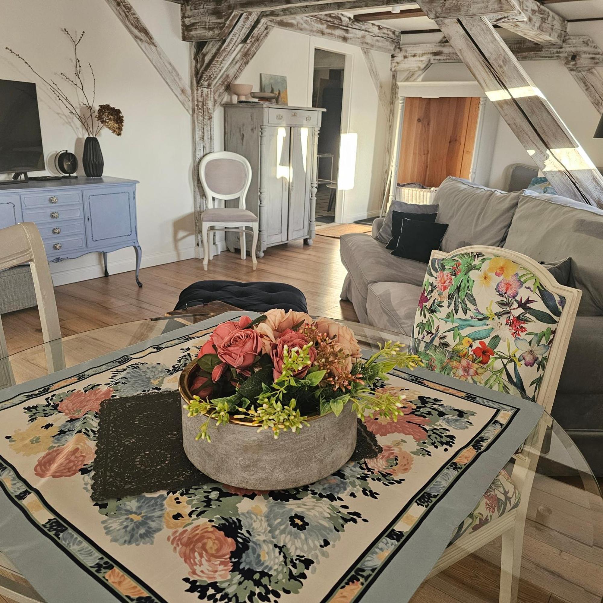 Krzywa Apartamenty Lidzbark Warminski Luaran gambar